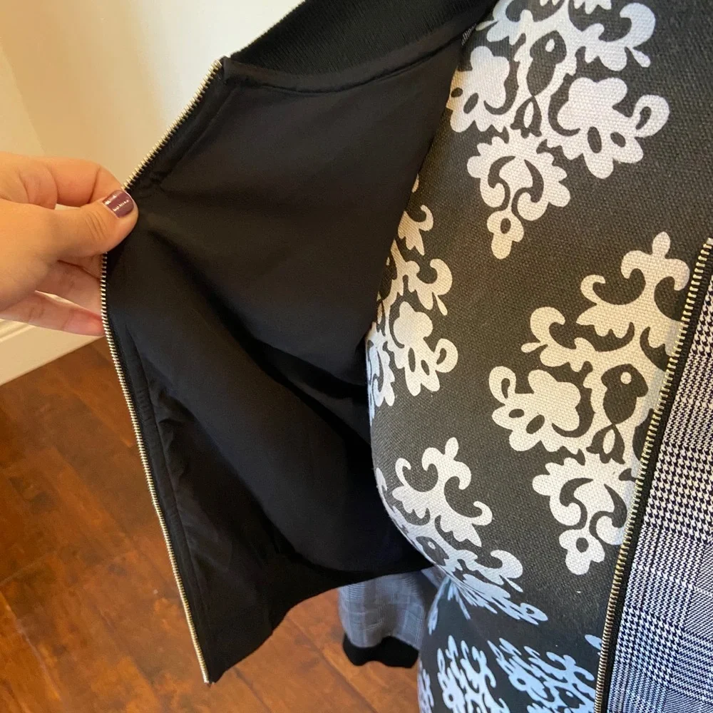 NWT REVOLVE Bobi Black Menswear Plaid Bomber Ivory & Black - Picture 5 of 10